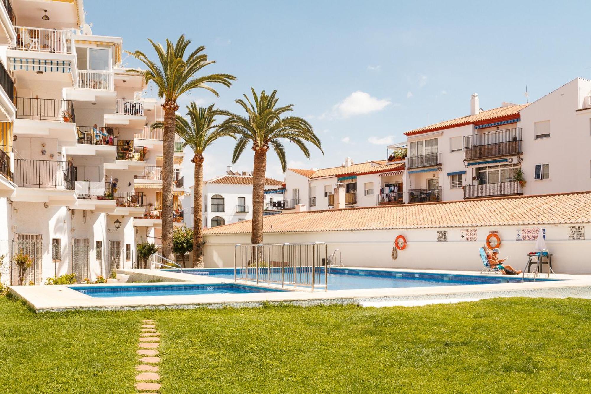 Coronado 148 Apartments Casasol ネルハ エクステリア 写真